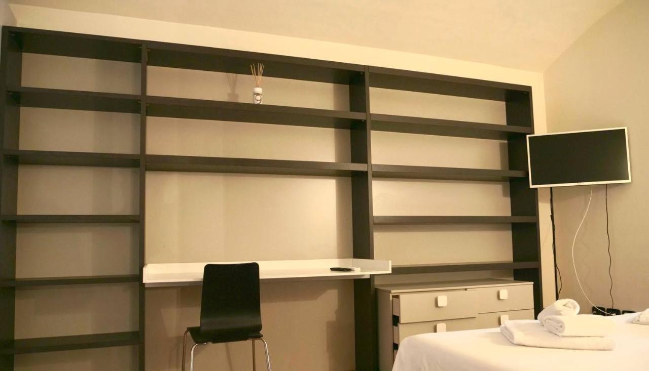Blu Suites And Apartments Бари Экстерьер фото